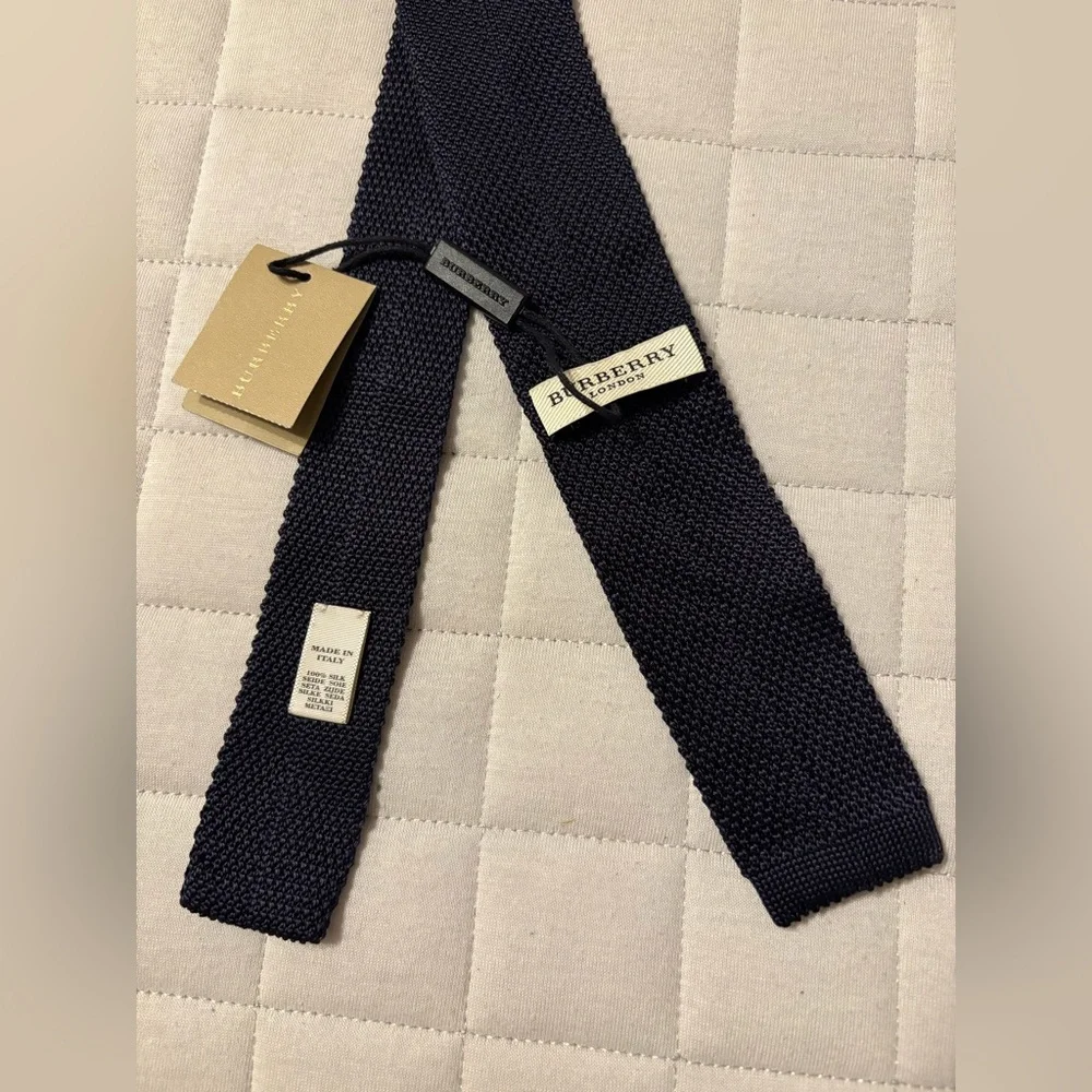 Burberry Navy Textured Skinny Tie - Picture 2 of 2